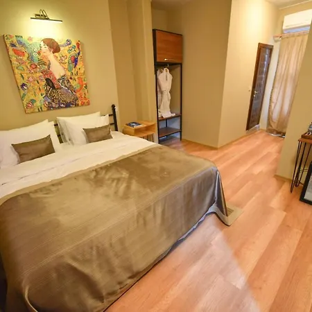Maravilloso Pera Hotel 2*